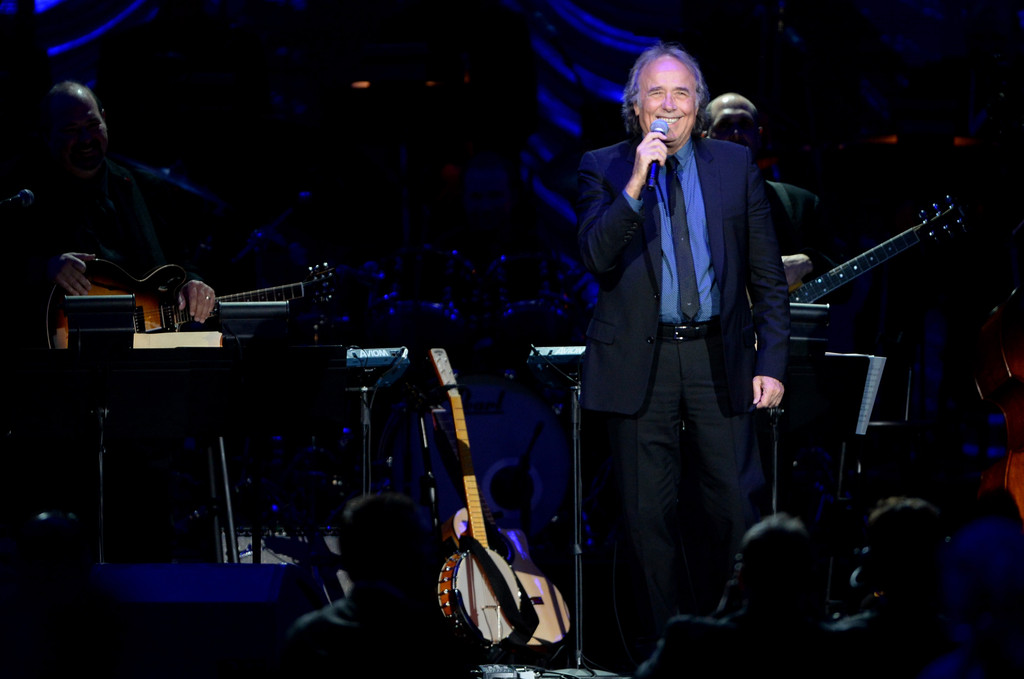 sabina, serrat, premios grammy, 2014
