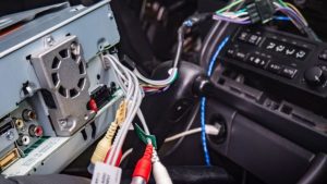 Cómo Conectar Cables del Estéreo al Auto: Guía Rápida