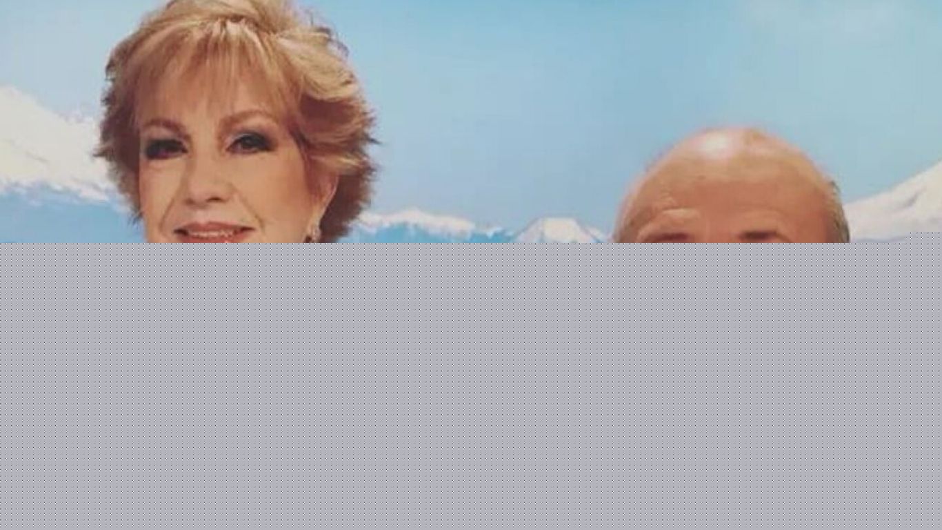 Maxine Woodside Quien Fue Su Esposo